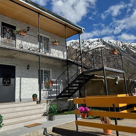 Hotel Elia Kazbegi Esterno foto