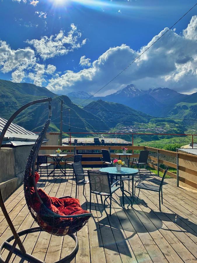 Hotel Elia Kazbegi Esterno foto